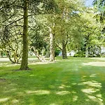 14 Person In Ronne-by Traum * Rønne